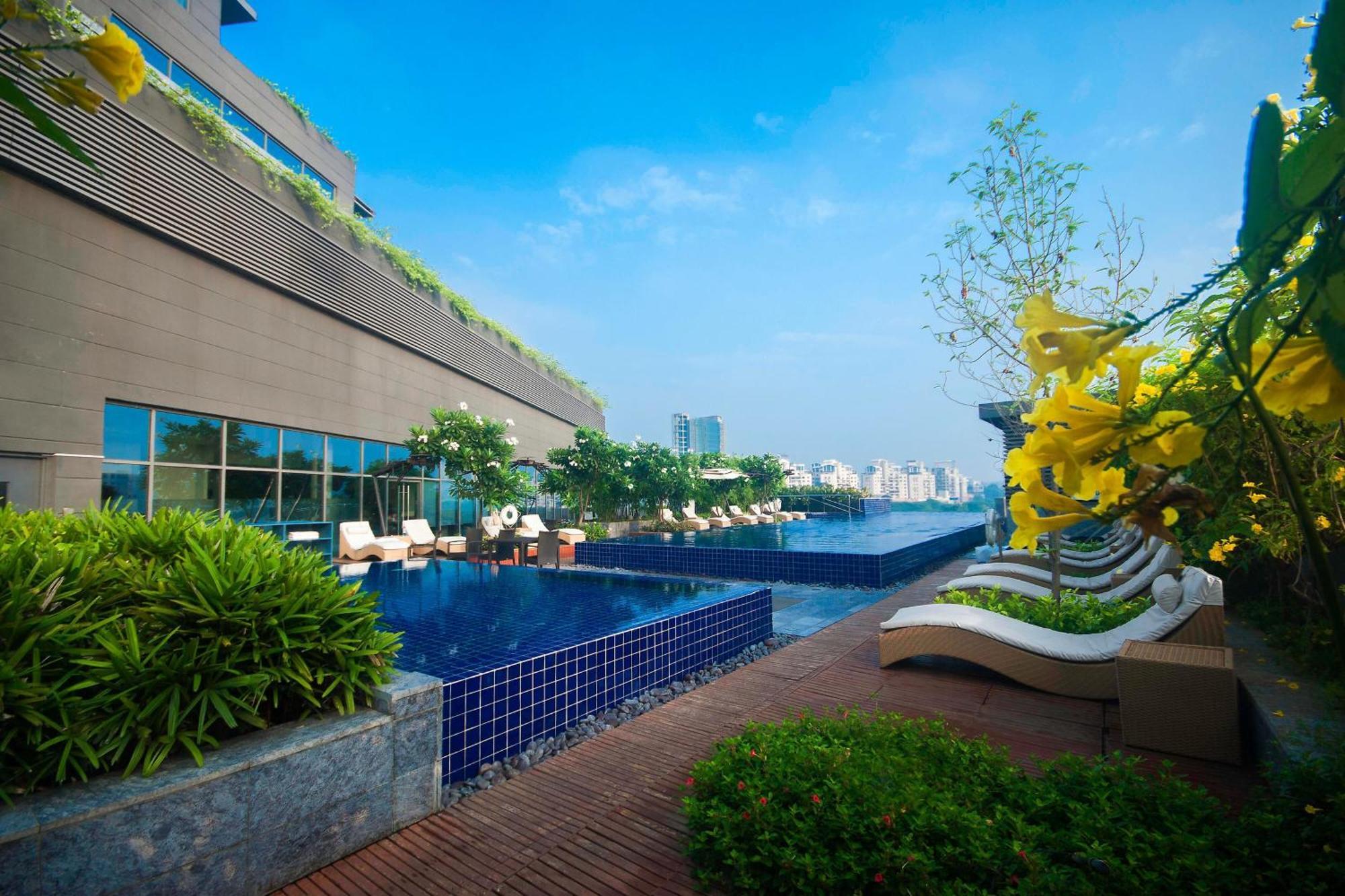 The Westin Pune Koregaon Park Exterior photo