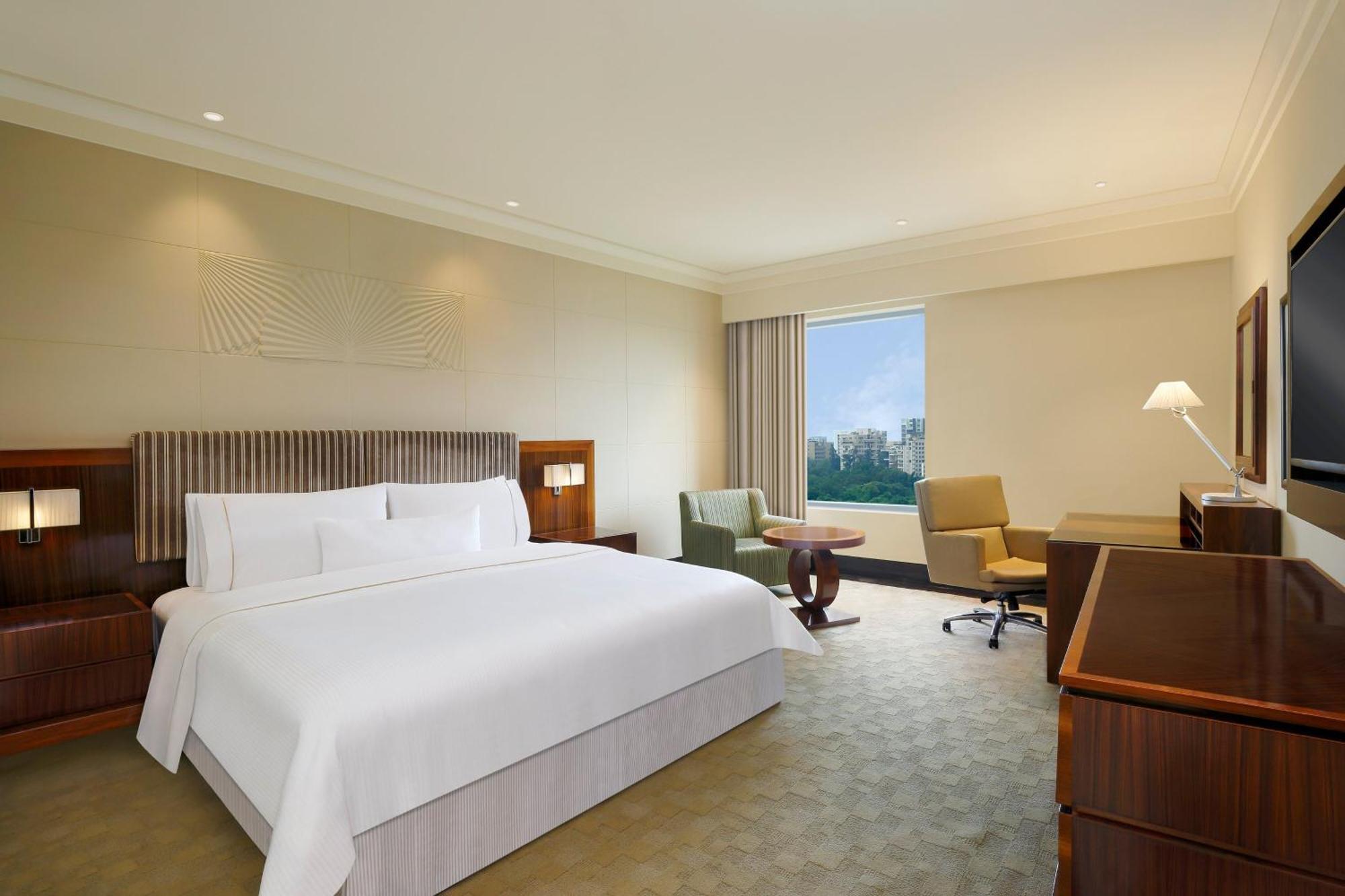 The Westin Pune Koregaon Park Exterior photo