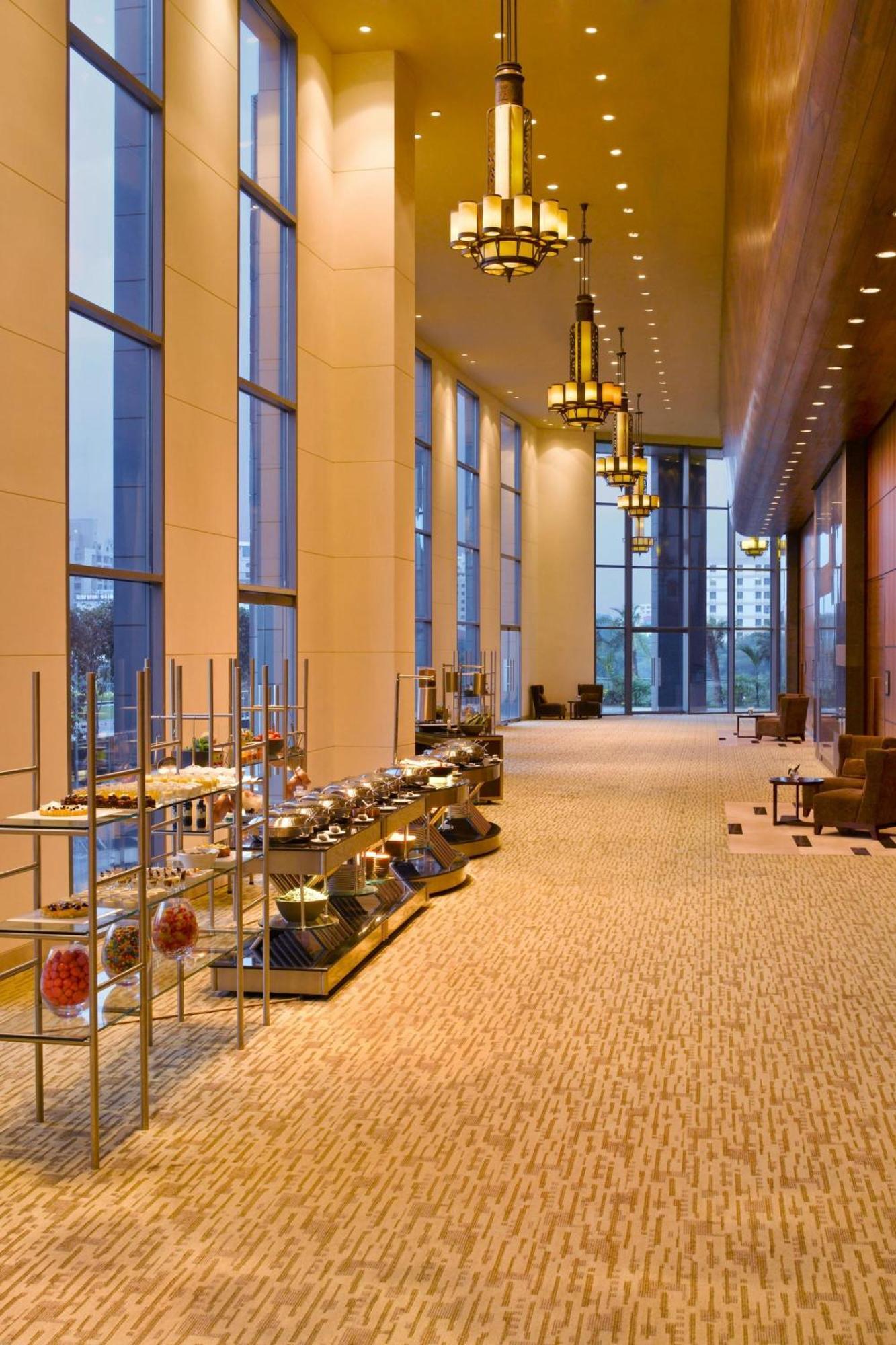 The Westin Pune Koregaon Park Exterior photo