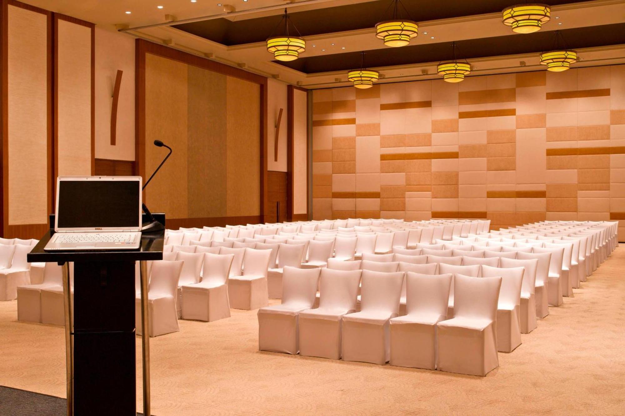 The Westin Pune Koregaon Park Exterior photo